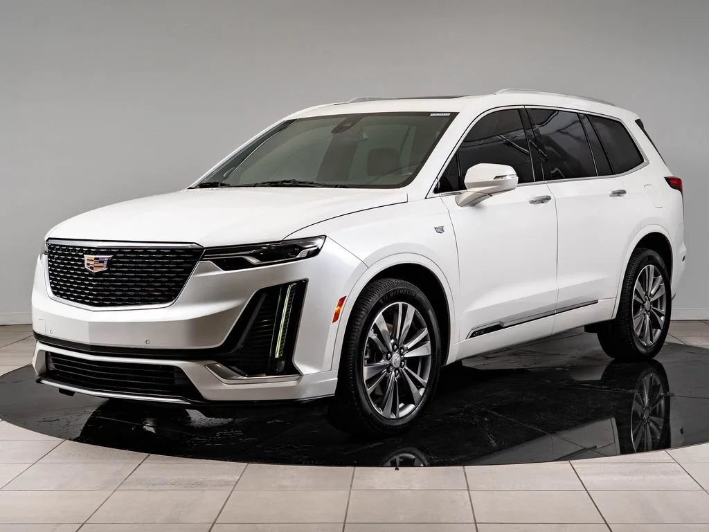 Used 2022 Crystal White Tricoat Cadillac Premium Luxury image 1