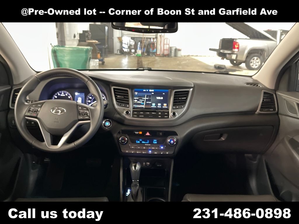 Used 2017 Silver Hyundai Limited image 18