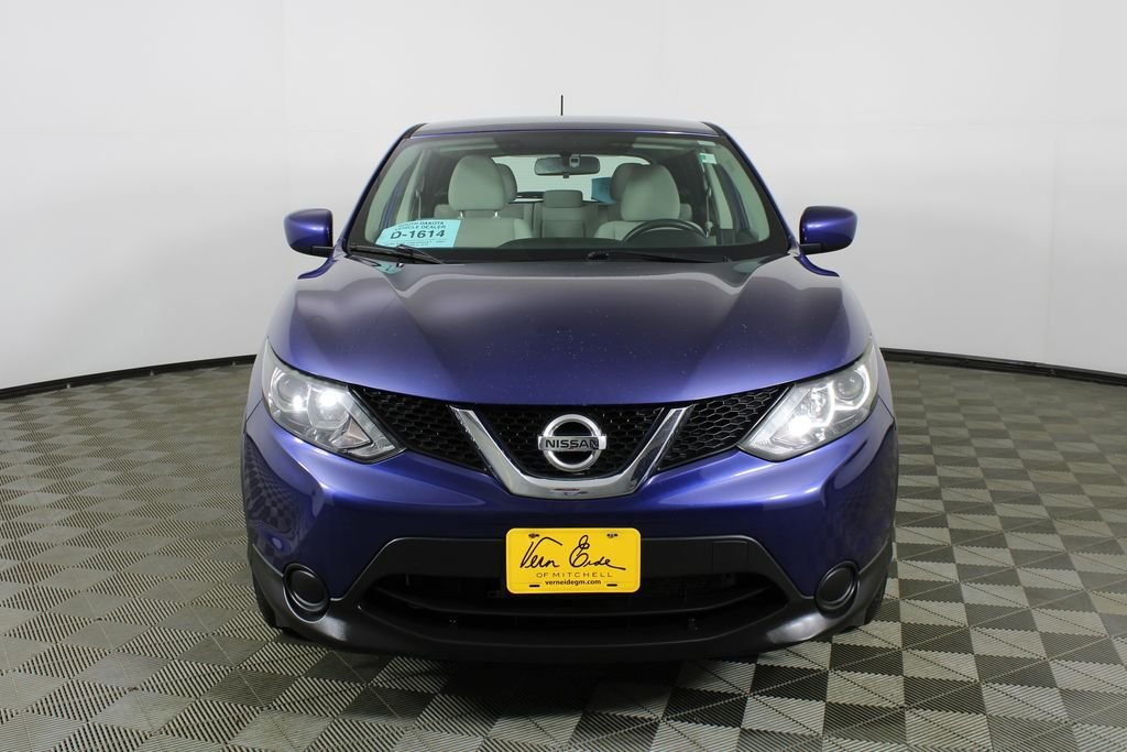 JN1BJ1CR6HW112111
