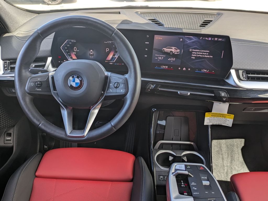 Used 2025 White BMW xDrive28i image 28