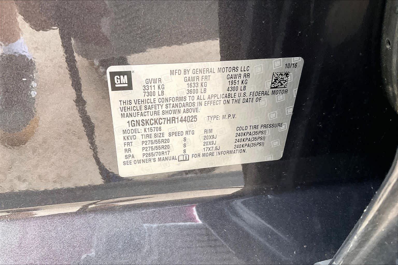 Used 2017 TUNGSTEN METALLIC Chevrolet Premier image 32