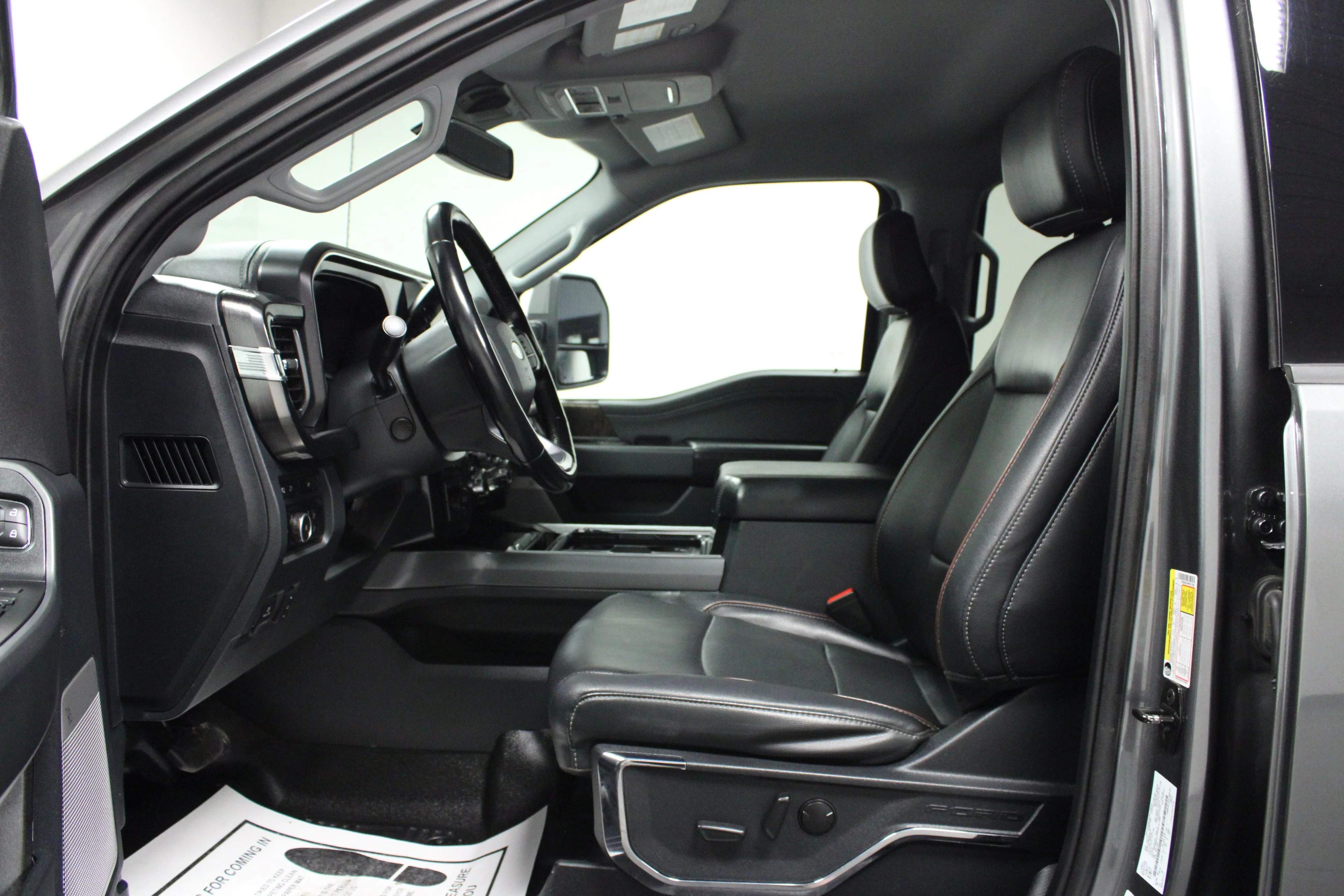 Used 2023 Carbonized Gray Metallic Ford LARIAT image 11