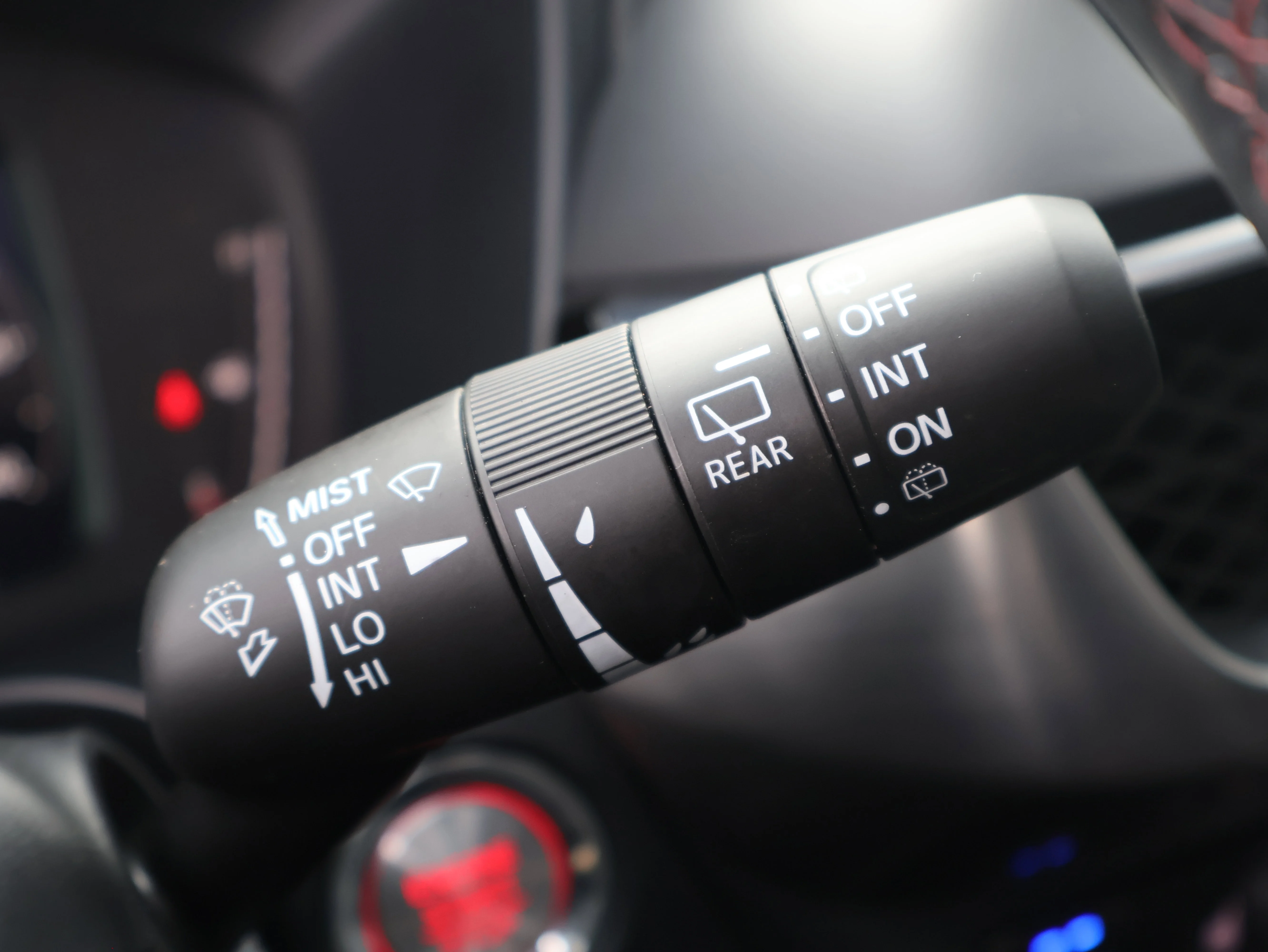 Used 2025 Platinum White Pearl Acura w/A-Spec Package image 34