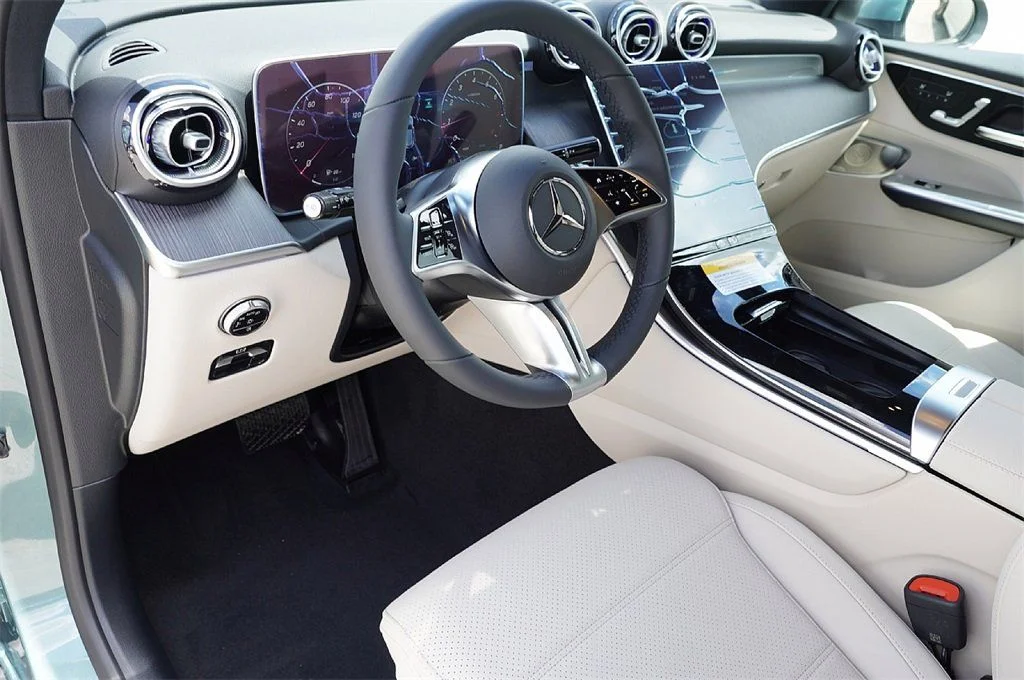 2026 Mercedes-Benz GLC Base - Photo 18