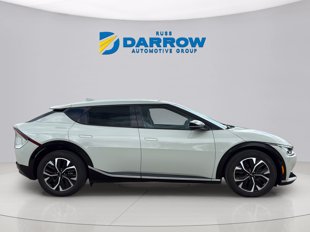 Used 2023 White Kia Wind image 6