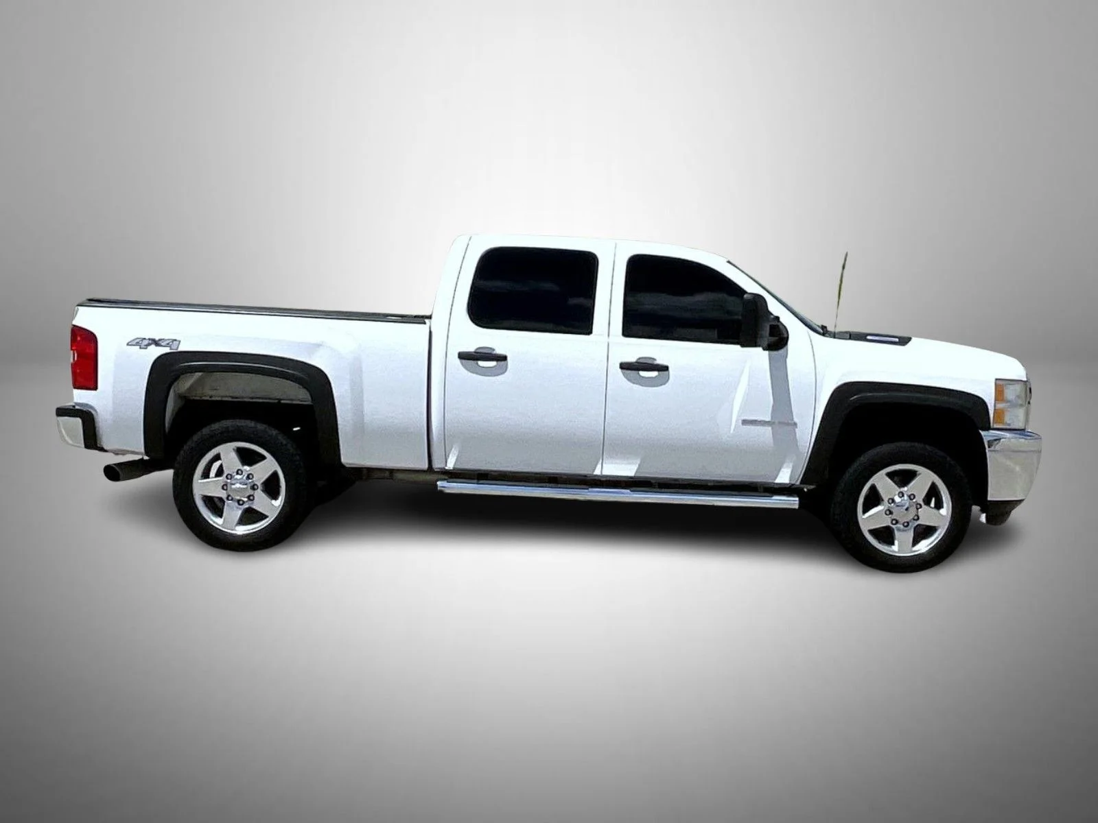 Used 2011 White Chevrolet Work Truck image 4
