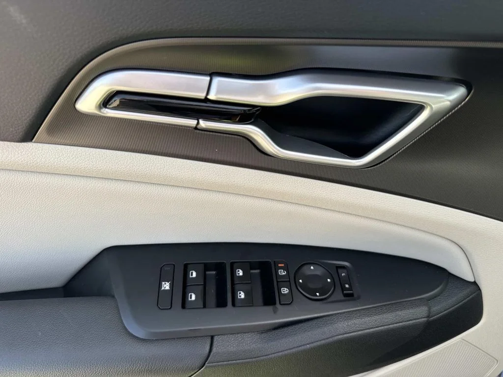 Certified Used 2026 Gray Kia EX image 20