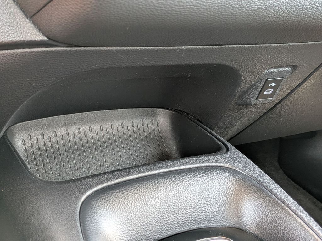 2023 Toyota Corolla LE - Photo 19