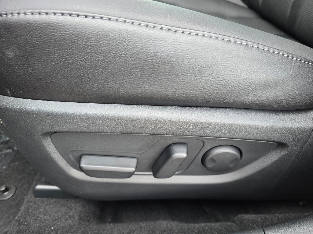 Used 2026 Ingot Blue Metallic Mazda 2.5 S Premium image 15