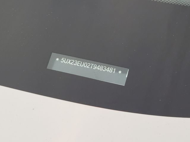 New 2026 White BMW xDrive40i image 37