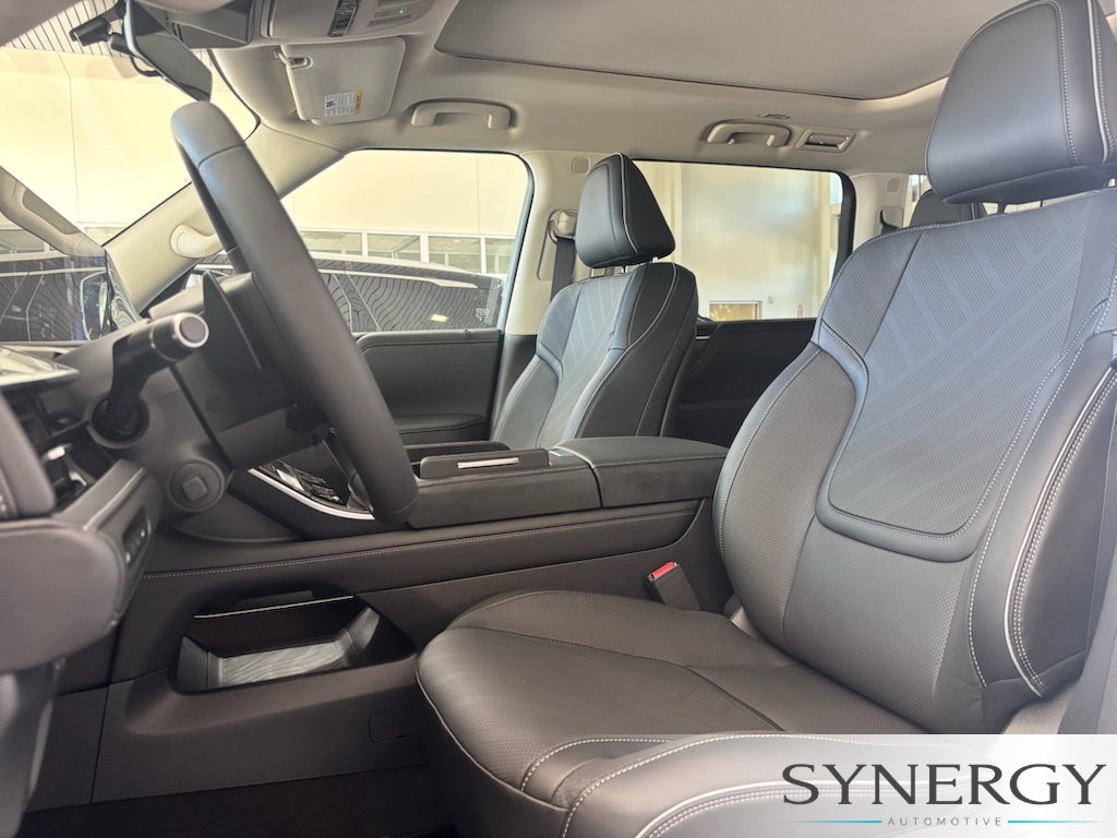 New 2027 Radiant White INFINITI LUXE image 19
