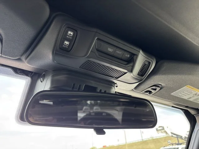 2025 Jeep Wrangler 4-Door Willys - Photo 38