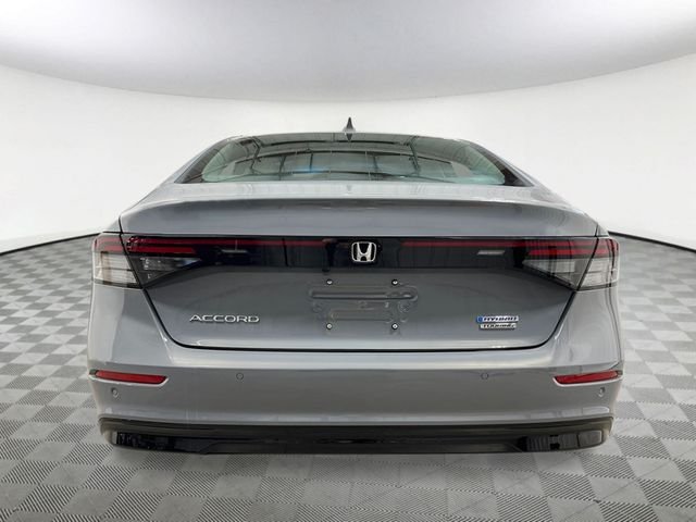 New 2026 Urban Gray Pearl Honda Touring image 4