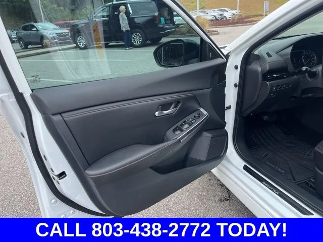 Used 2021 White Nissan SR image 4