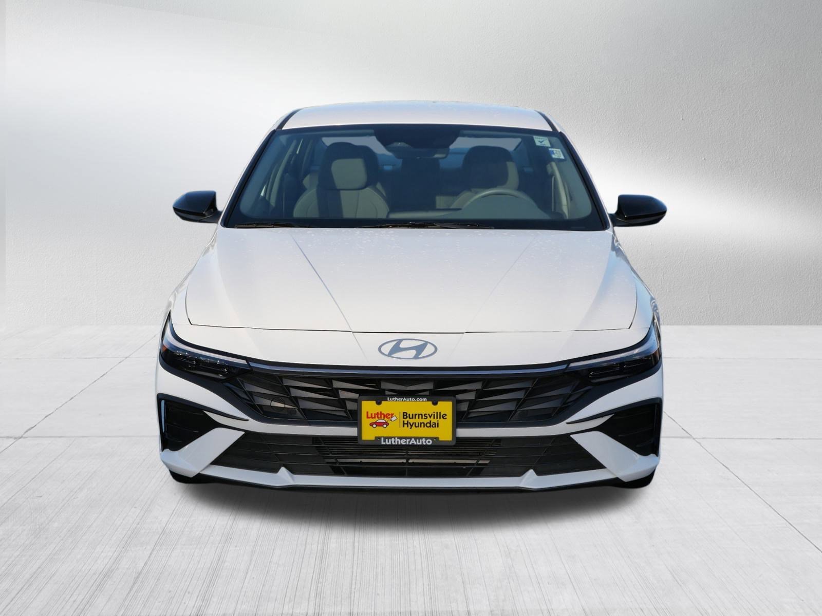 Certified 2025 Hyundai Elantra SEL with VIN KMHLM4DG6SU991308 for sale in Burnsville, Minnesota