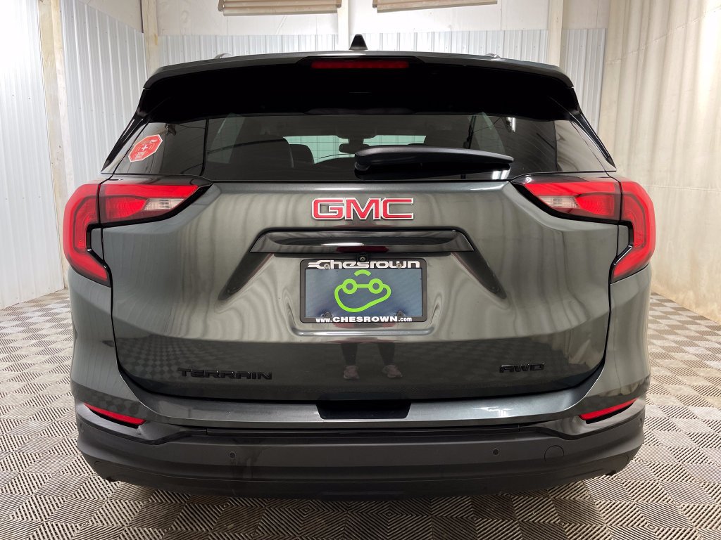 Used 2021 GRAPHITE GRAY METALLIC GMC SLT image 19