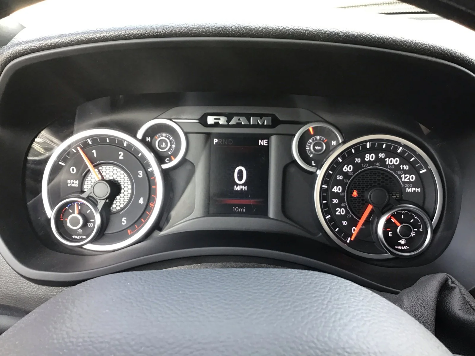 2026 RAM 3500 Chassis Tradesman - Photo 16