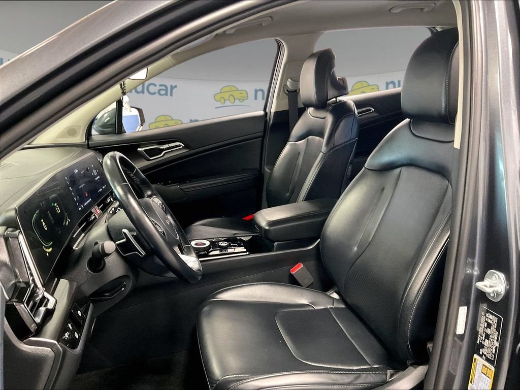 Used 2023 Gray Kia EX image 10