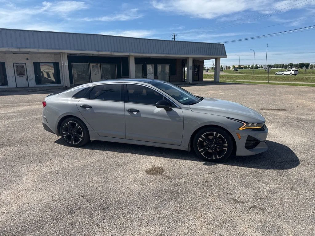 Used 2023 Wolf Gray Kia GT-Line image 15