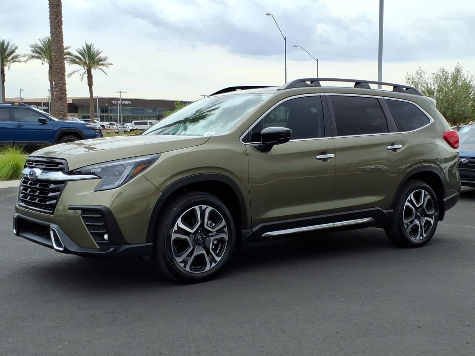 New 2026 AUTUMN GREEN METALLIC Subaru Touring 7-Passenger image 3