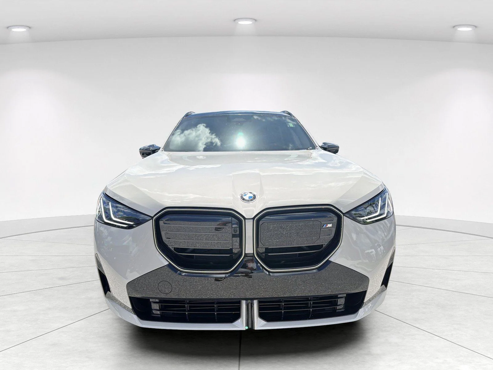 New 2026 Dune Grey Metallic BMW M50 xDrive image 2