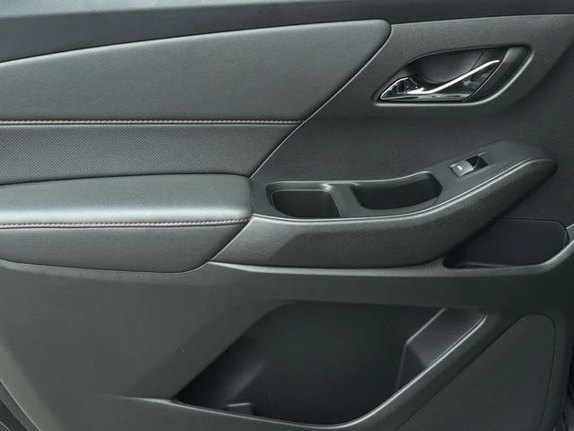 Used 2023 Black Chevrolet RS image 21