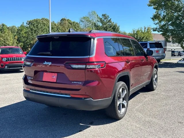 Used 2023 Red Jeep Limited image 5