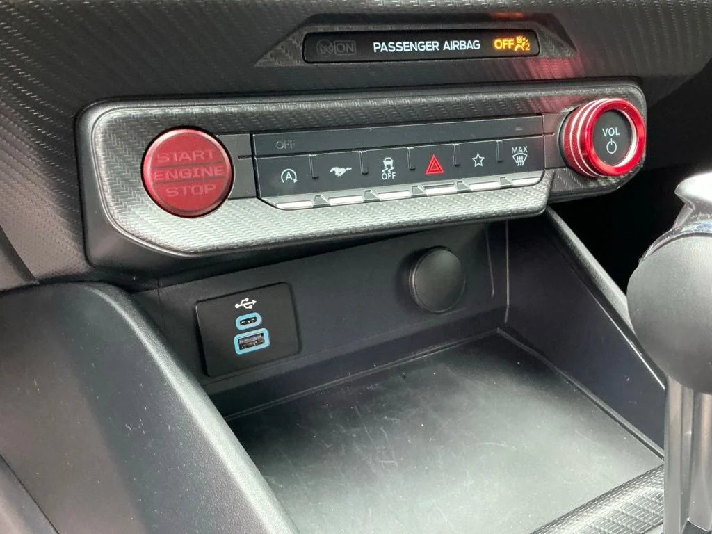 Used 2025 Black Ford GT image 43