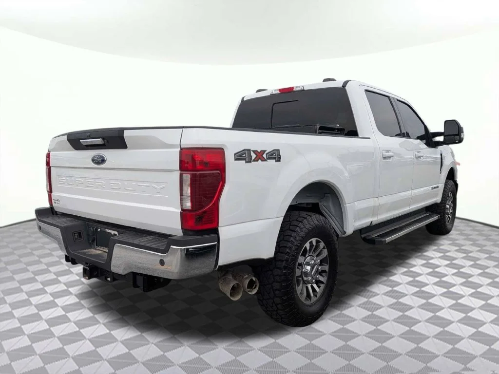 Used 2022 Oxford White Ford Lariat image 3