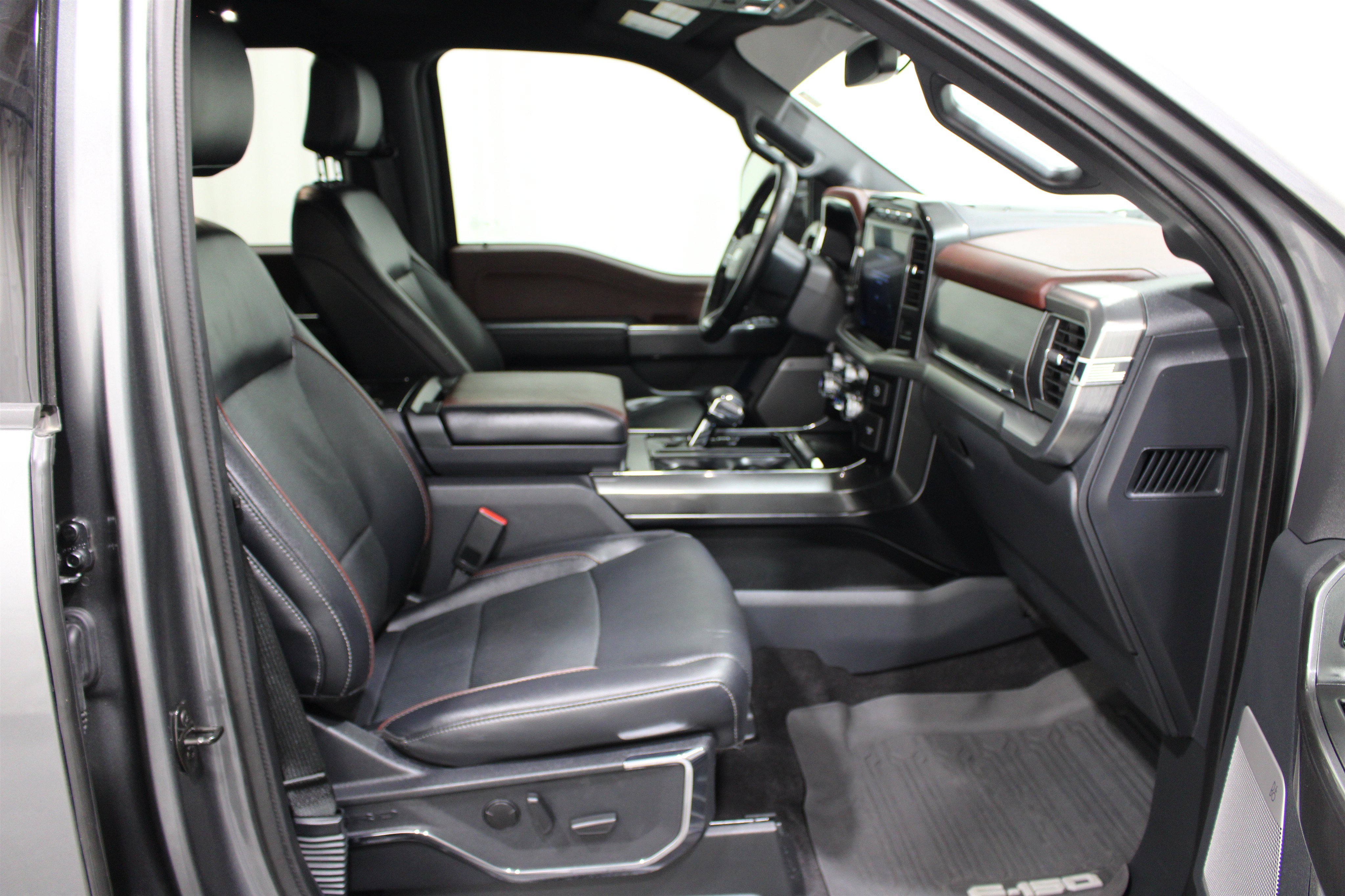 2023 Ford F-150 Lariat - Photo 28