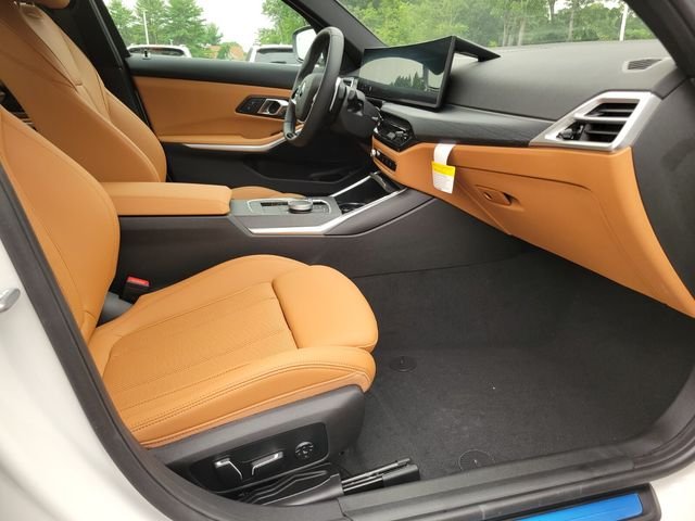 New 2026 White BMW 330i xDrive image 12