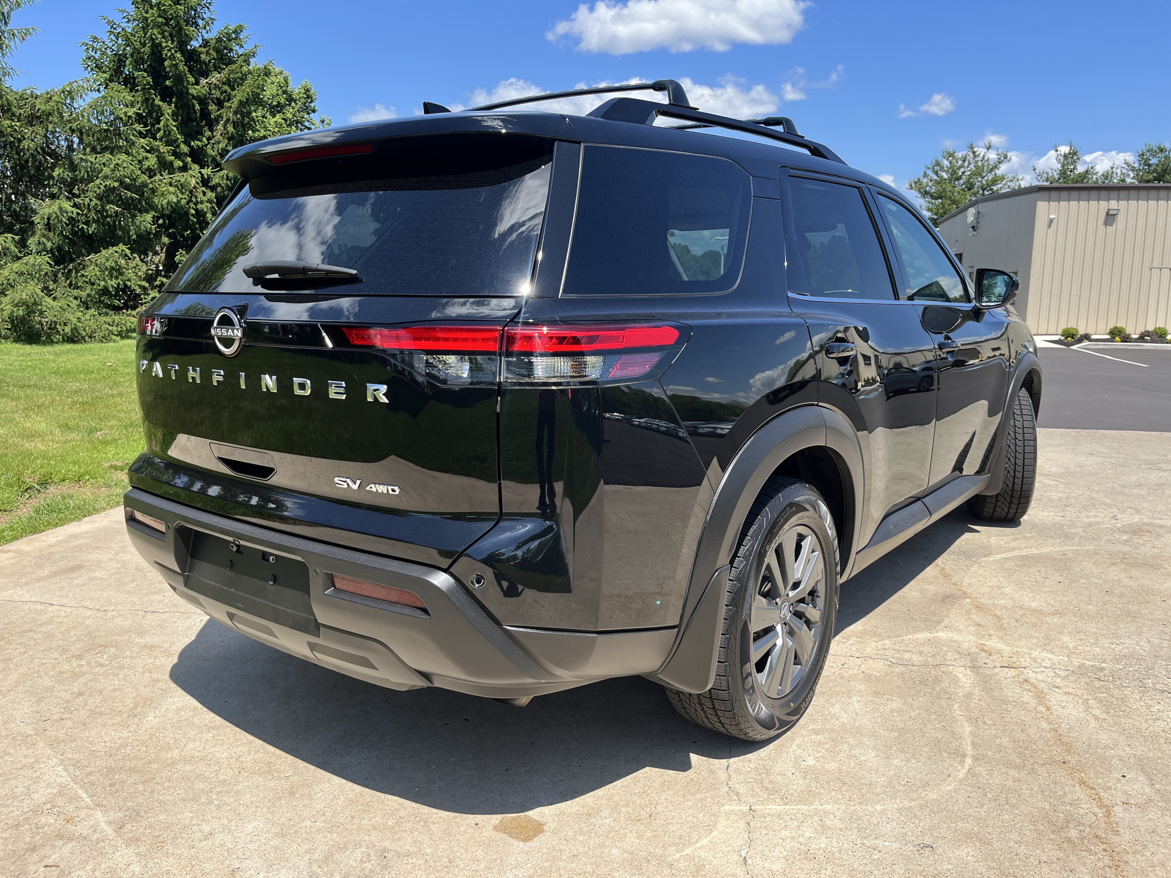 Used 2022 Super Black Nissan SV image 11