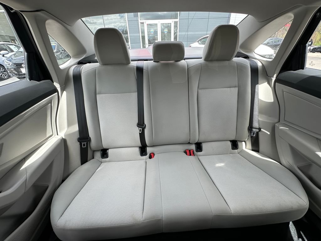 Used 2019 Black Volkswagen 1.4T S image 22