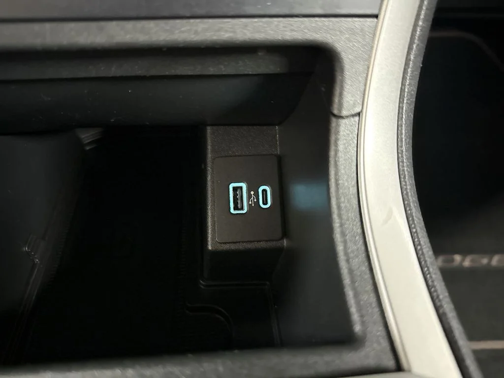 Used 2023 Blue Metallic Ford SEL image 33