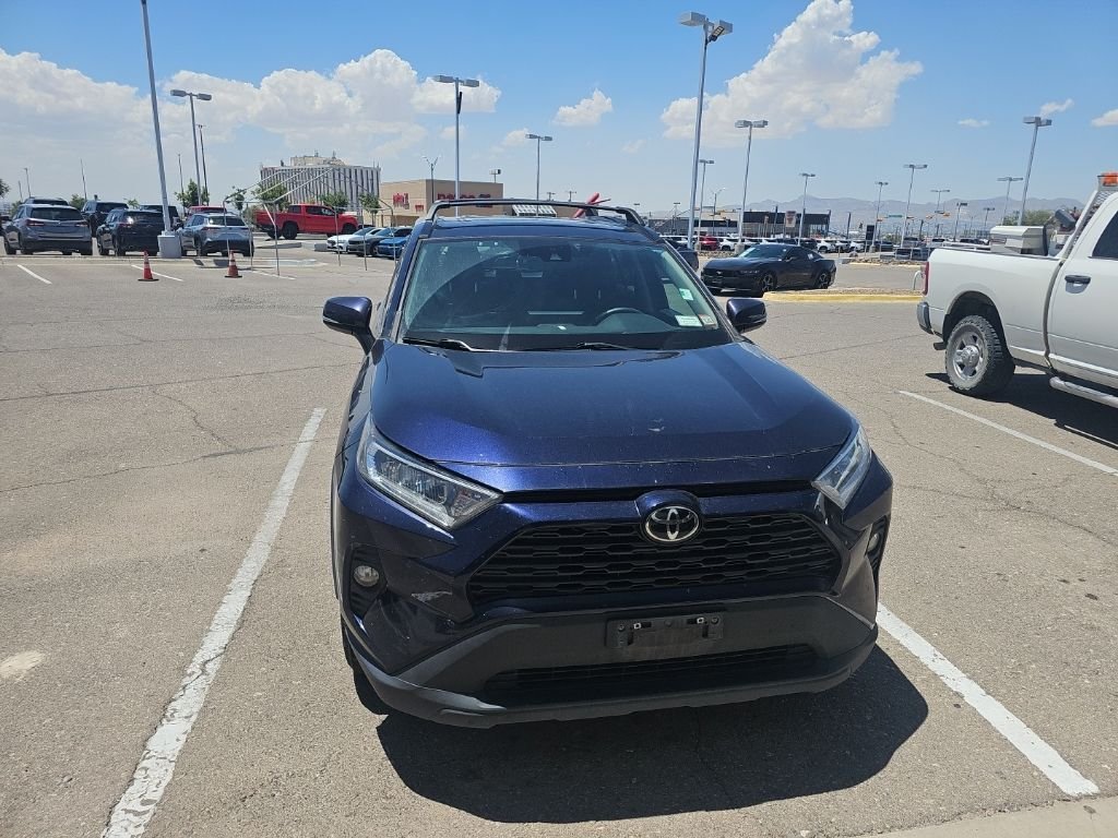 Used 2021  Toyota XLE image 23