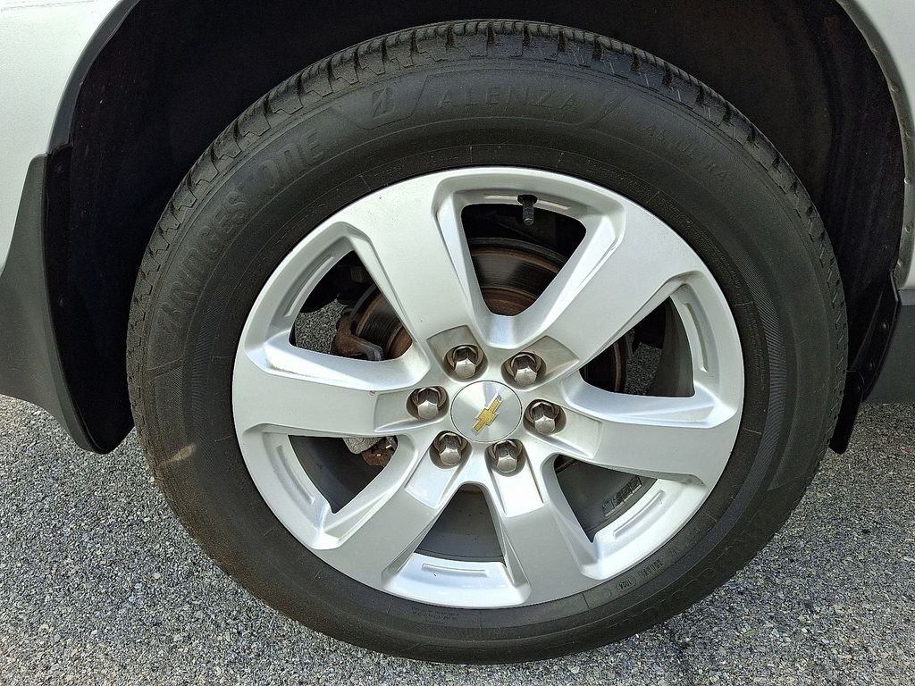 Used 2017 Silver Chevrolet LT image 8