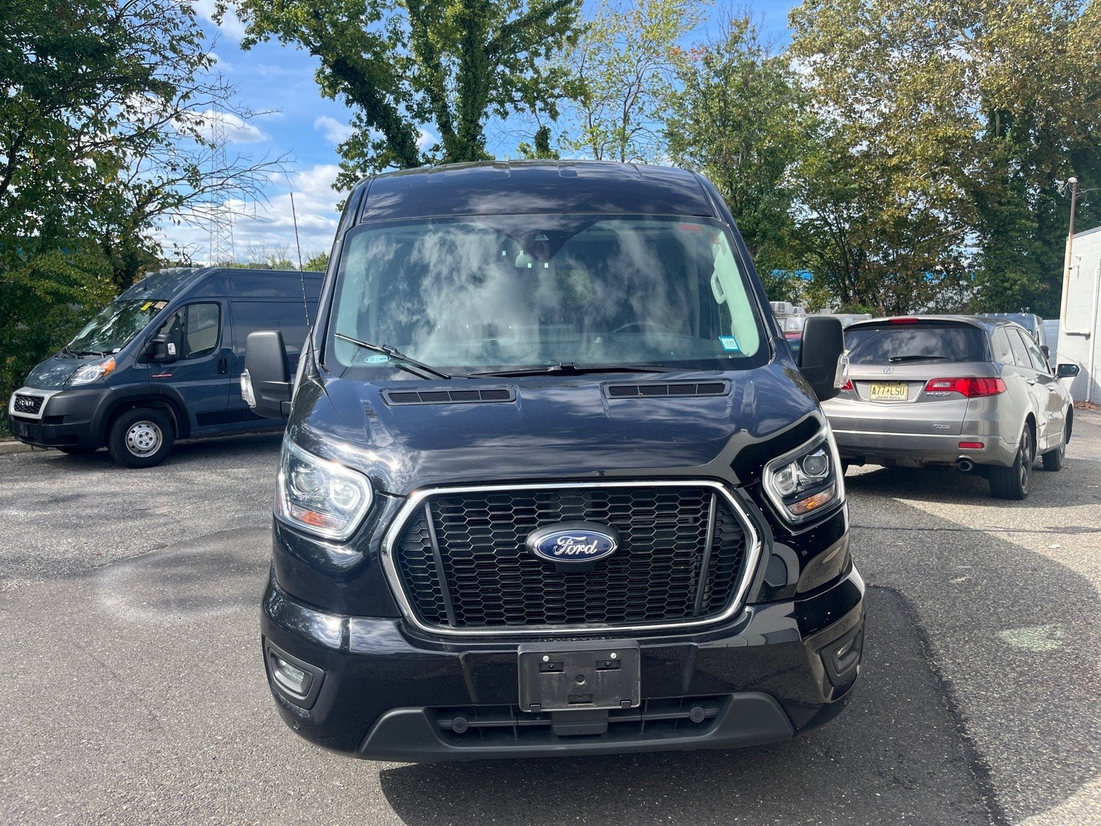 2023 Ford Transit photo 2