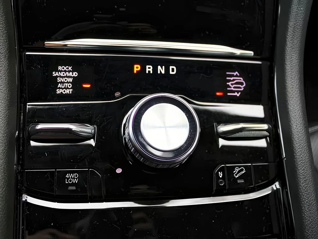 Used 2022 Bright White Clearcoat Jeep Overland image 25