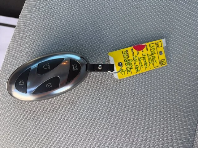 Used 2025 Gray Pearl Hyundai SEL image 26