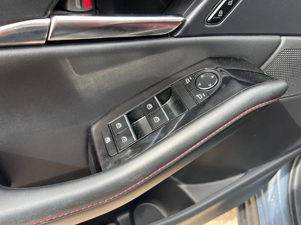 Used 2025 Gray Metallic Mazda 2.5 S Carbon Edition image 30