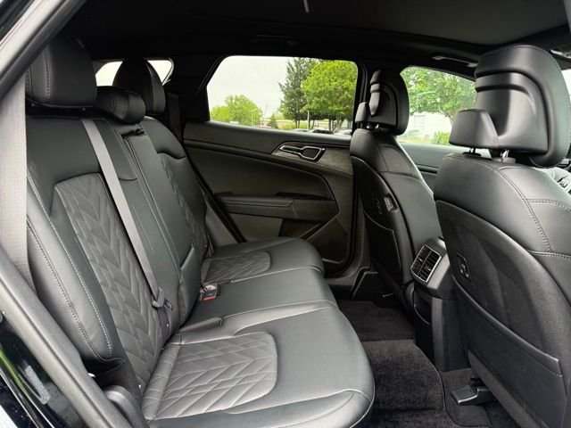 Certified Used 2024 Black Kia X-Pro Prestige image 13