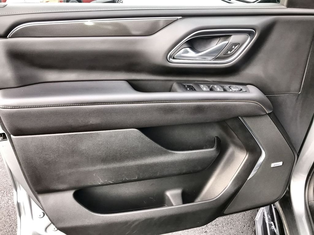 Used 2024 Silver GMC AT4 image 13