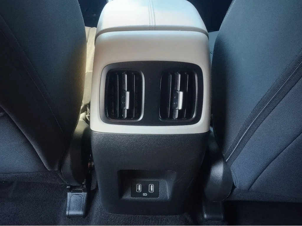 Used 2024 White Pearl Hyundai SEL image 11
