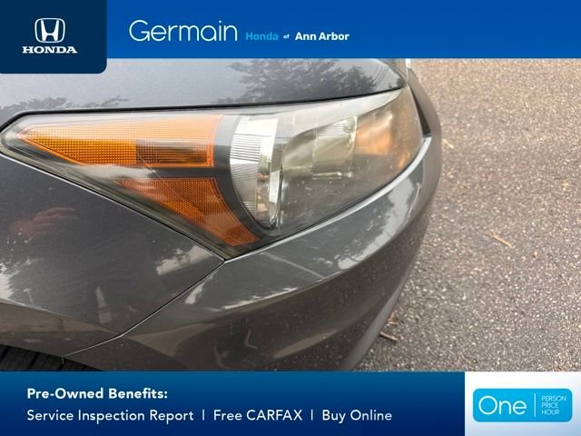 Used 2012 Alabaster Silver Metallic Honda LX image 4