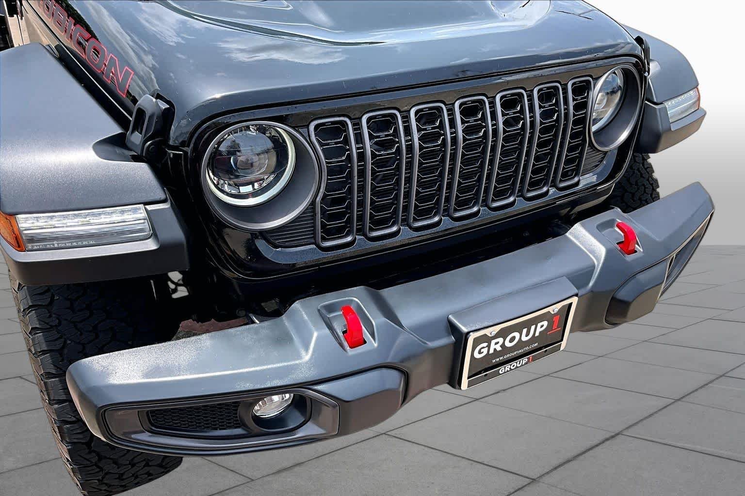 Used 2024 Black Clearcoat Jeep Rubicon image 29