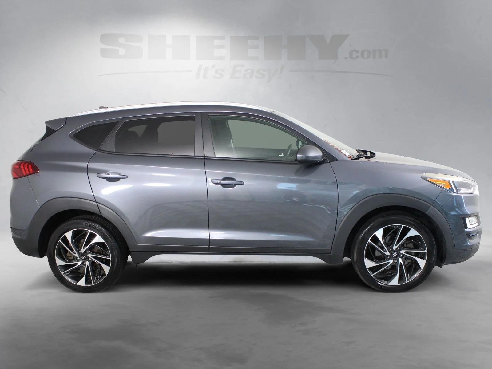 Used 2019 Gray Hyundai Sport image 11