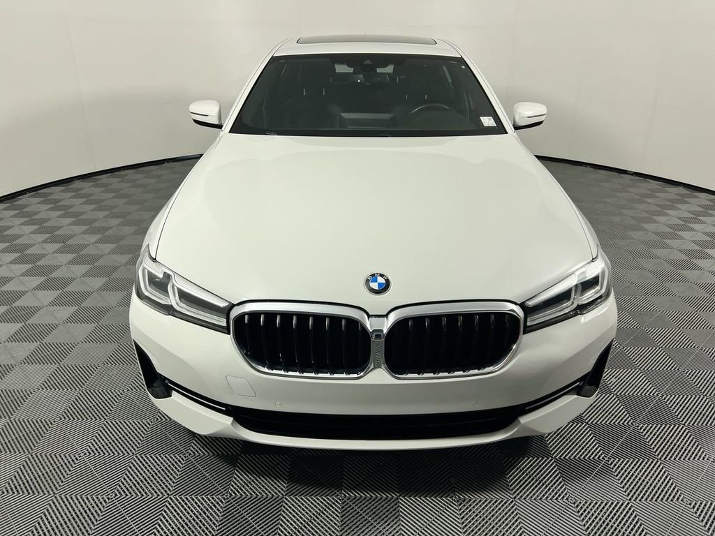 2022 BMW 5 Series 540i - Photo 8