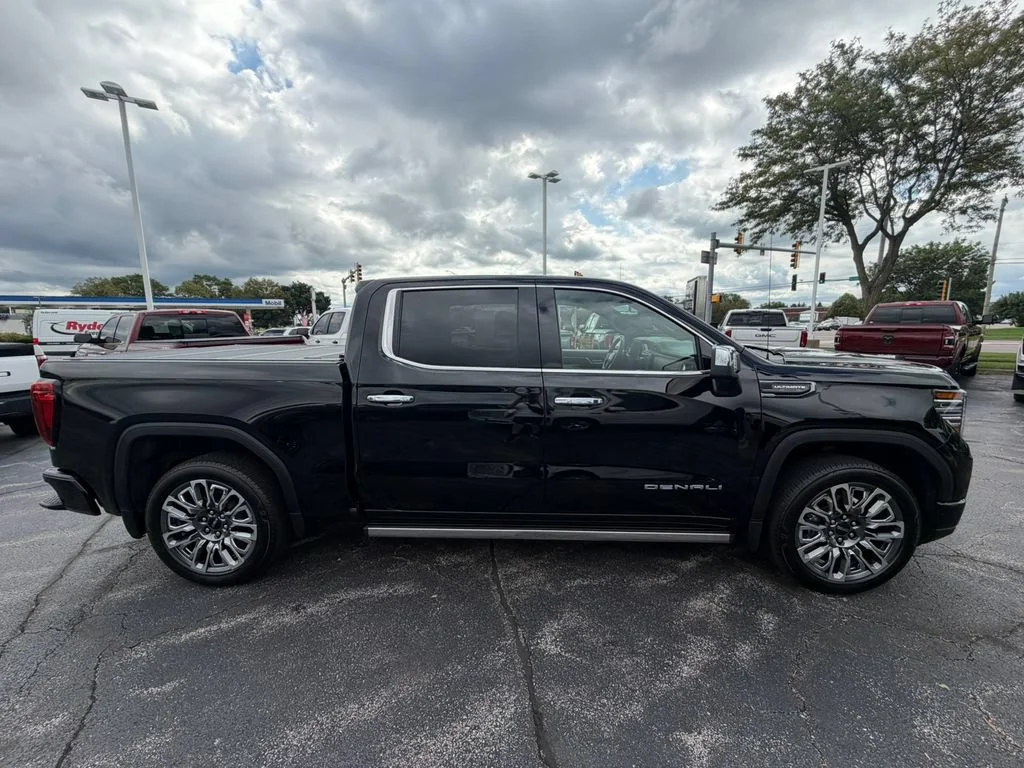 2026 GMC Sierra 1500 Denali Ultimate - Photo 11
