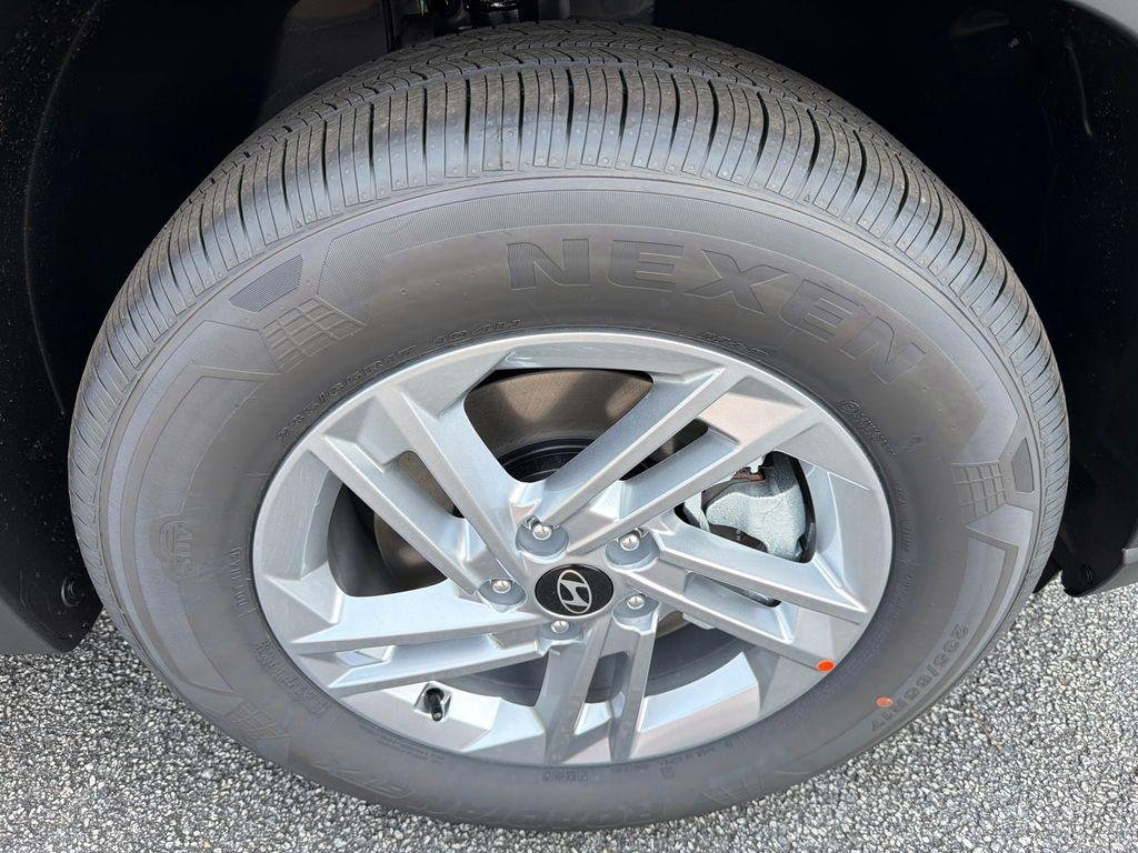 New 2026 Gray Hyundai SE FWD image 12