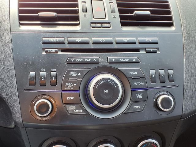 Used 2013 White Mazda i Touring image 11